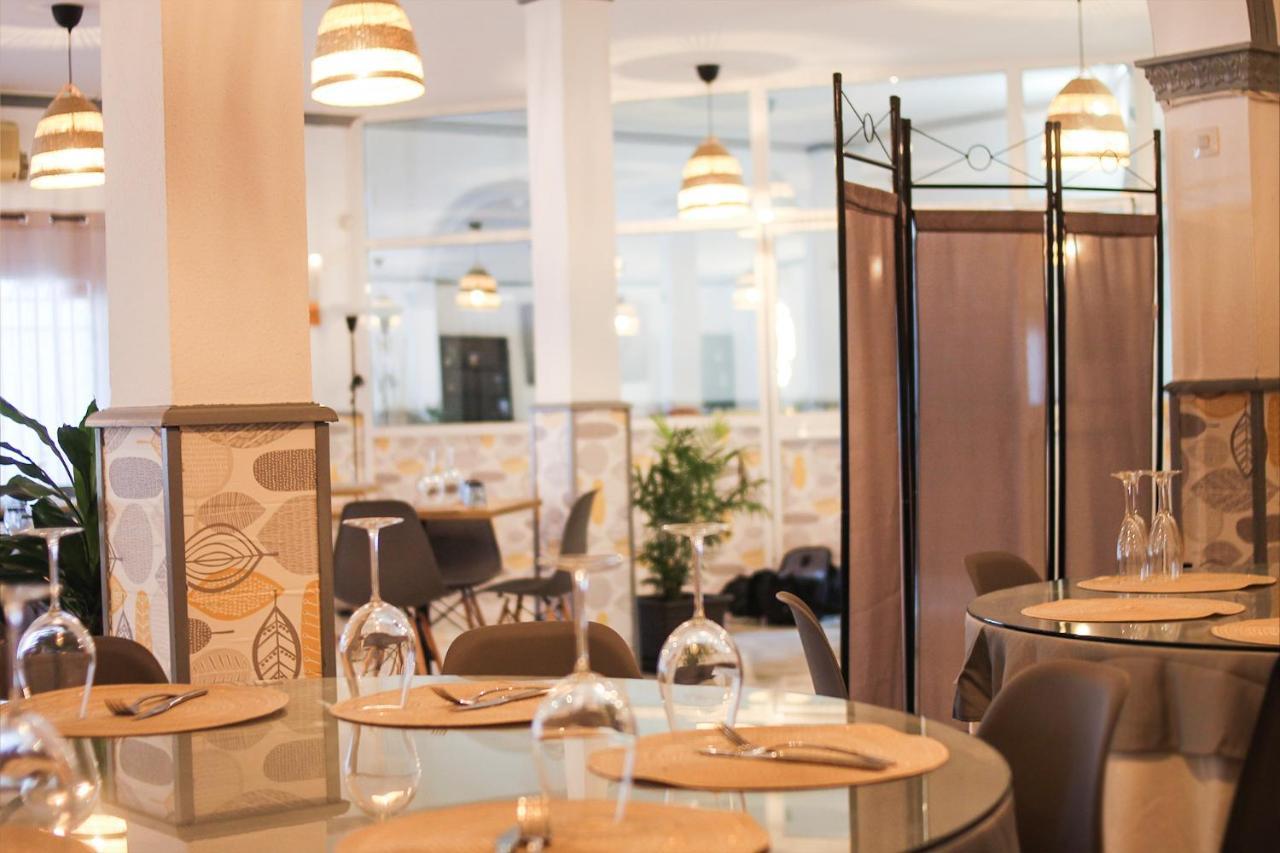 Hotel Restaurante Via Sevilla - Cadiz By Ma 22 Puntos El Cuervo  Zewnętrze zdjęcie