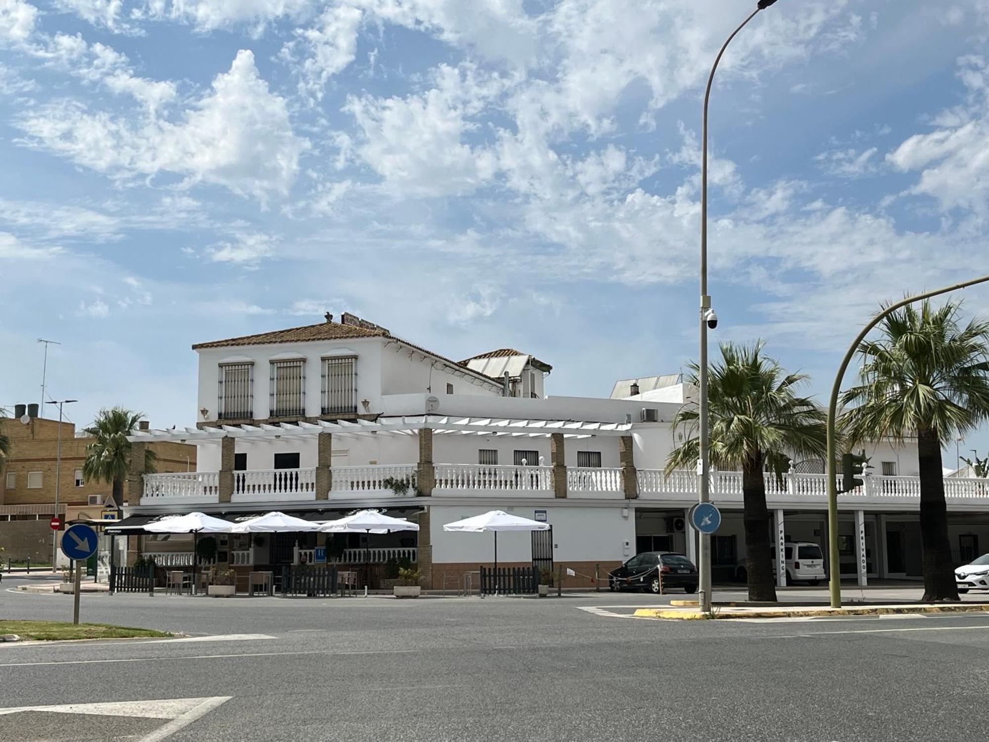 Hotel Restaurante Via Sevilla - Cadiz By Ma 22 Puntos El Cuervo  Zewnętrze zdjęcie